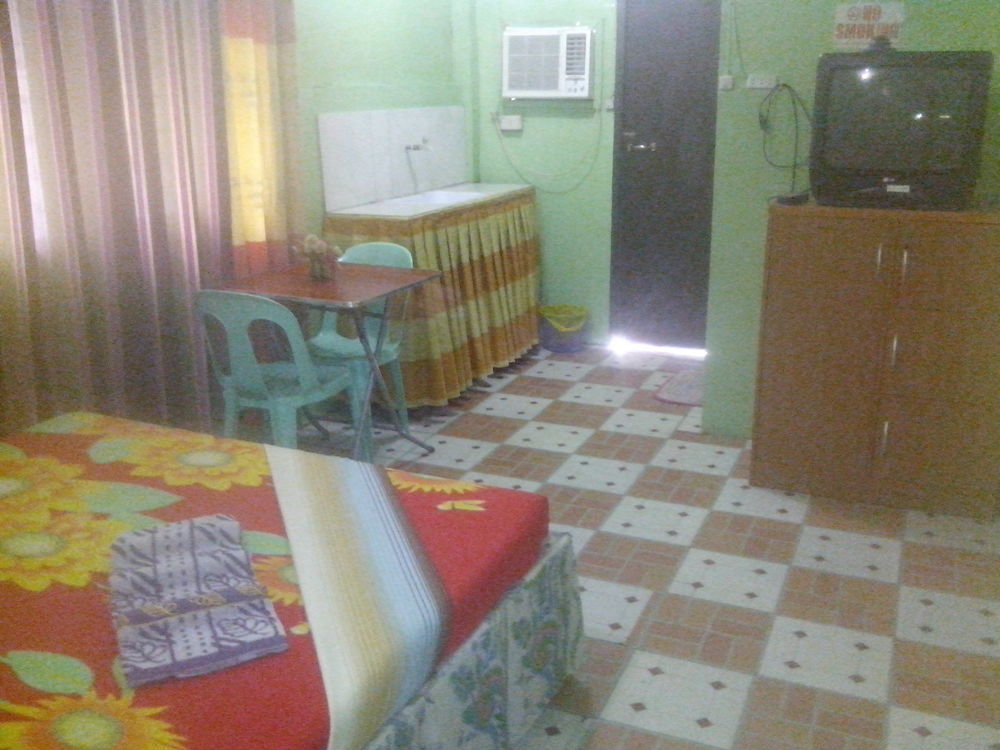 Quoyas Inn Davao Exterior photo