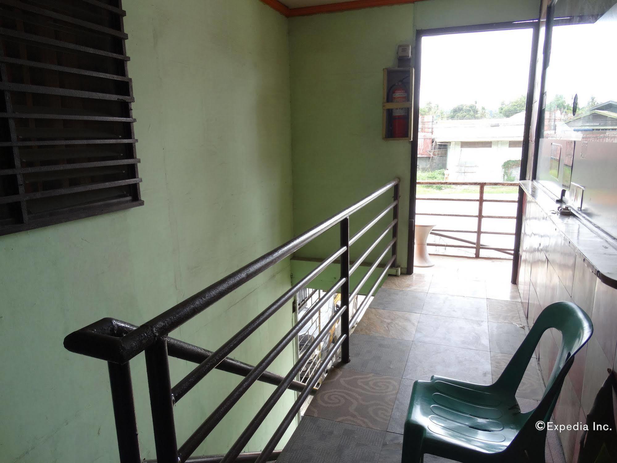 Quoyas Inn Davao Exterior photo